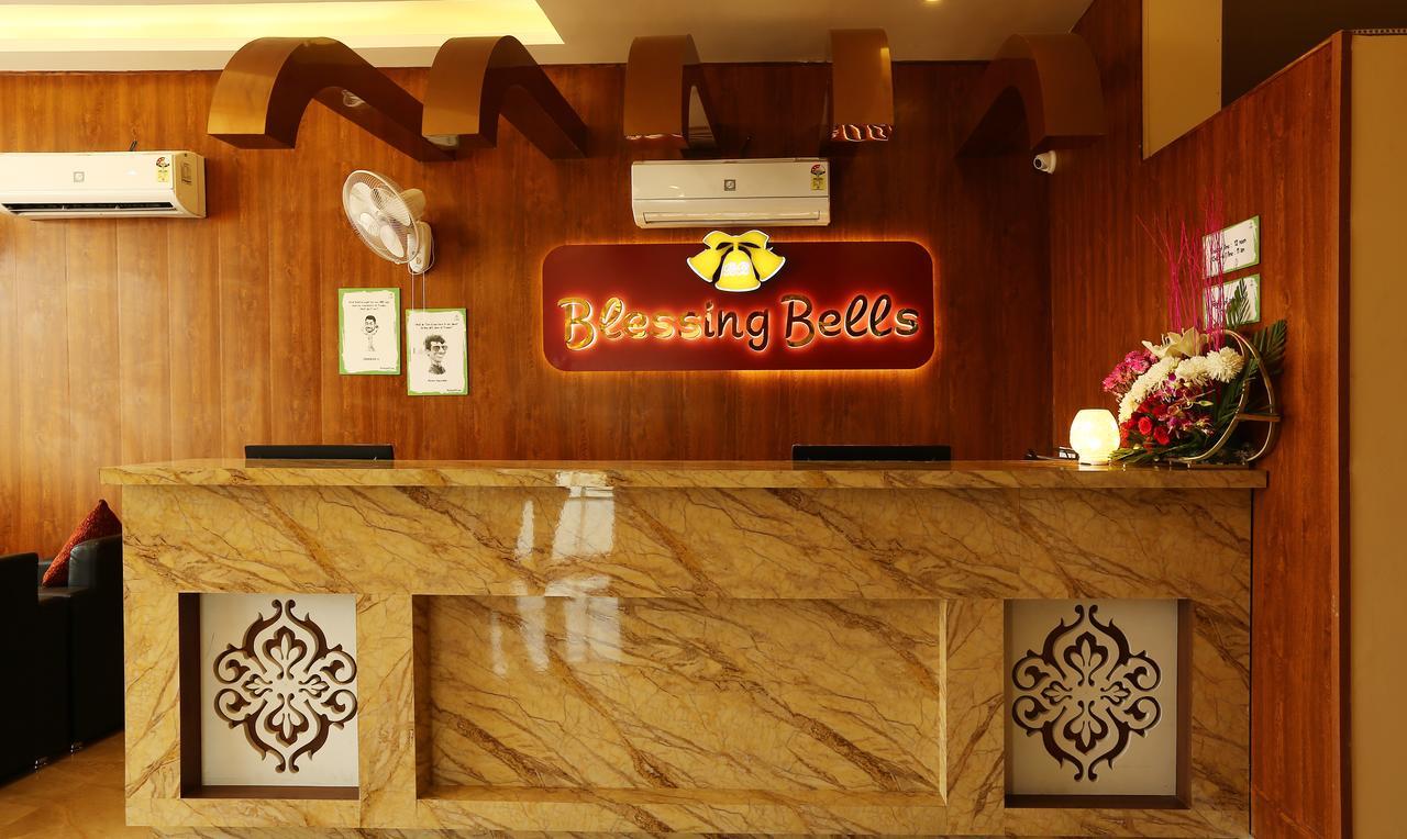 Treebo Blessing Bells Hotel Dehradun Eksteriør billede